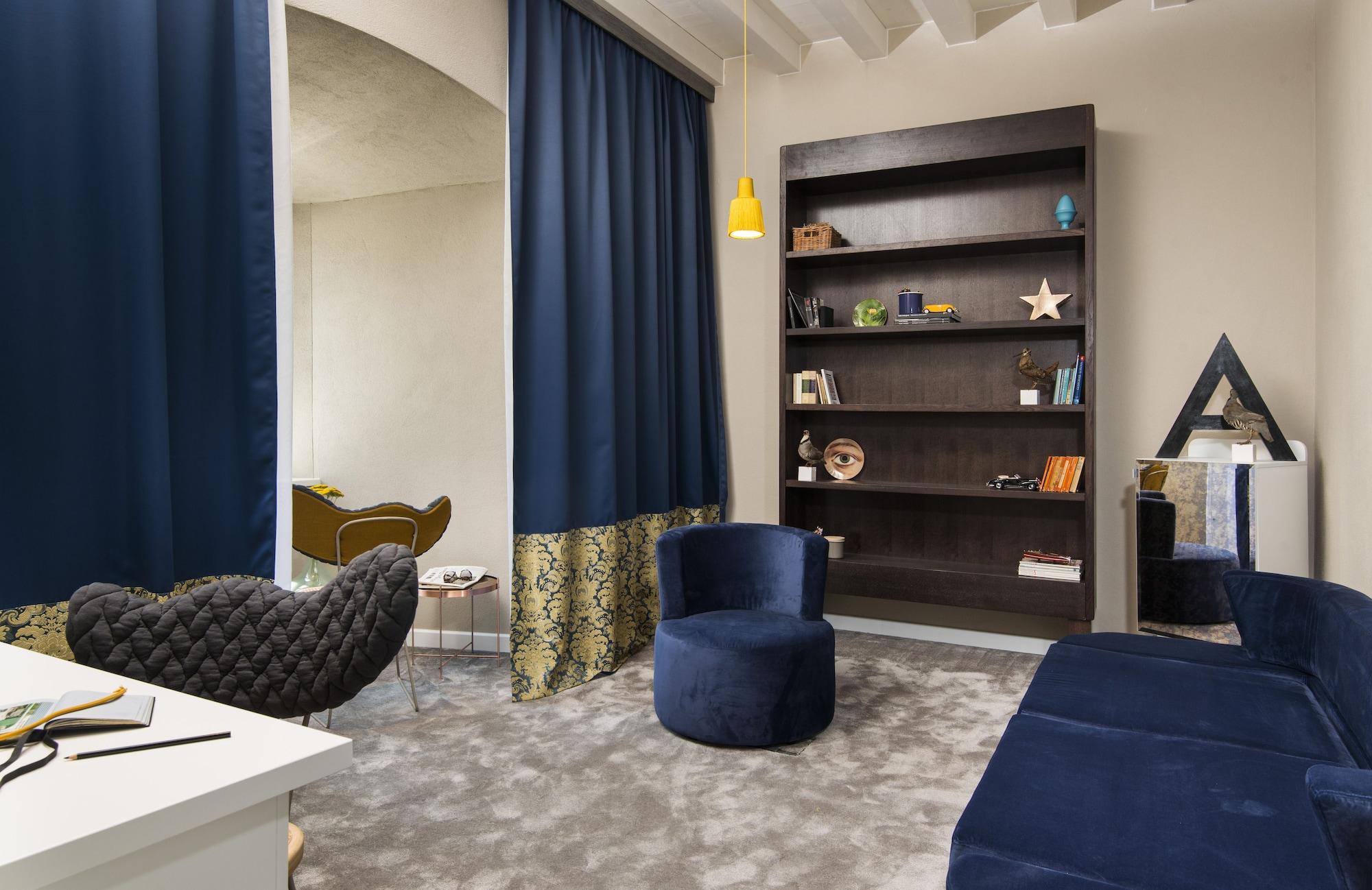 טרוגיר XII Century Heritage Hotel מראה חיצוני תמונה