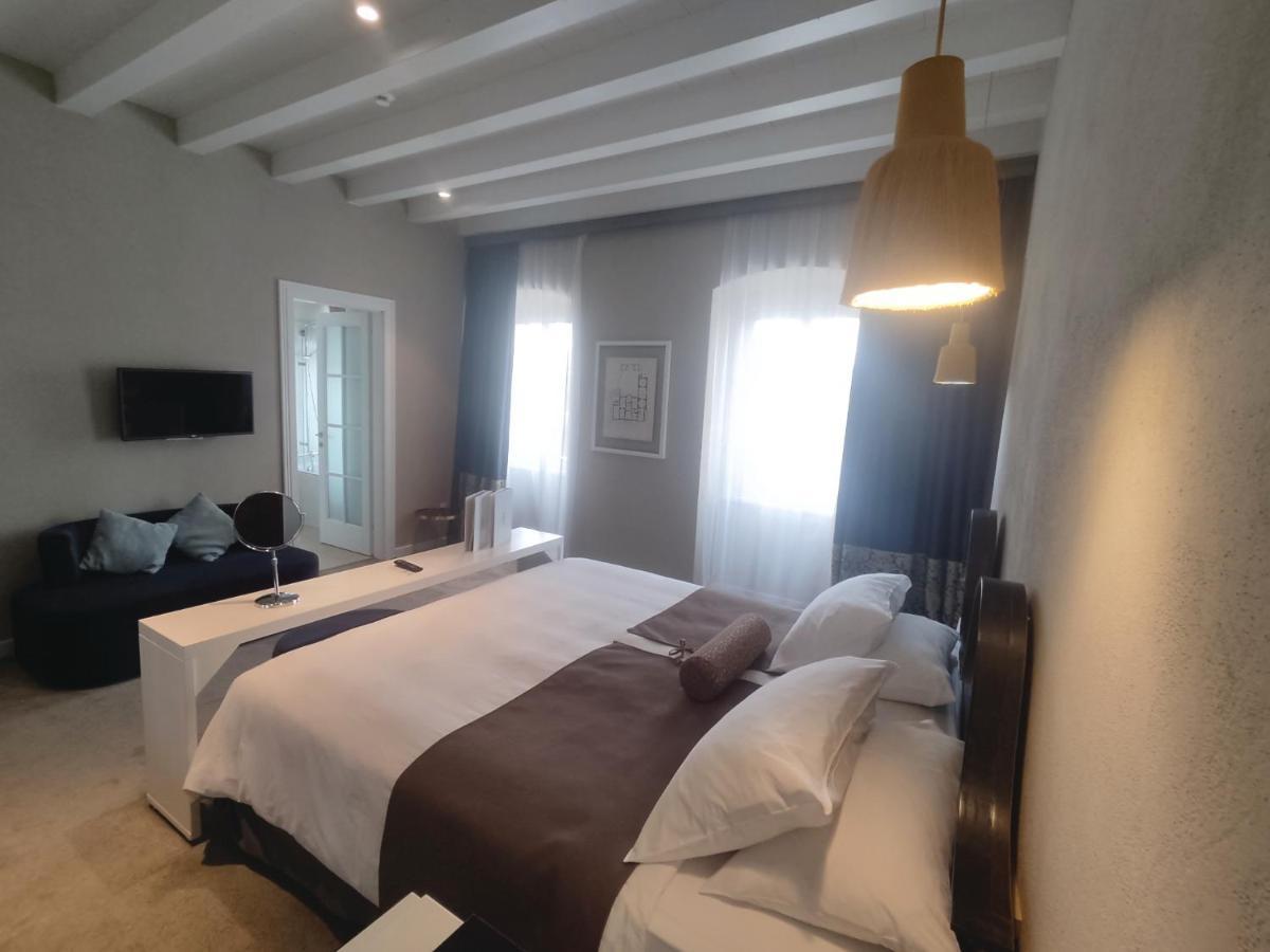 טרוגיר XII Century Heritage Hotel מראה חיצוני תמונה