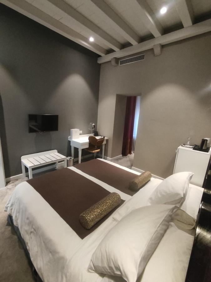 טרוגיר XII Century Heritage Hotel מראה חיצוני תמונה