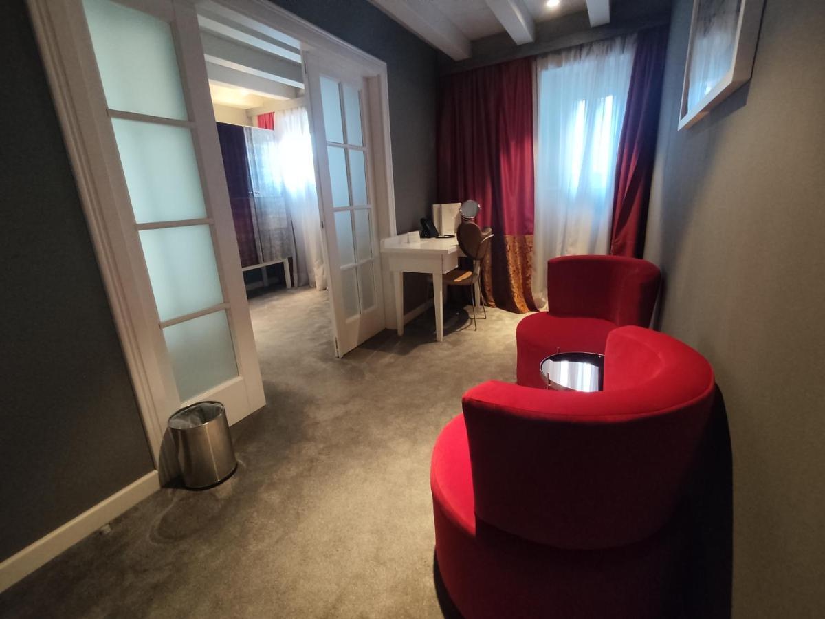 טרוגיר XII Century Heritage Hotel מראה חיצוני תמונה