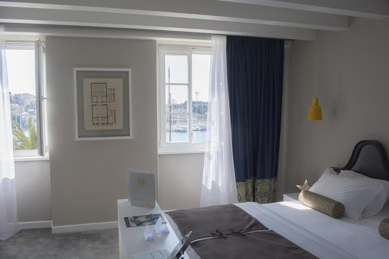 טרוגיר XII Century Heritage Hotel מראה חיצוני תמונה